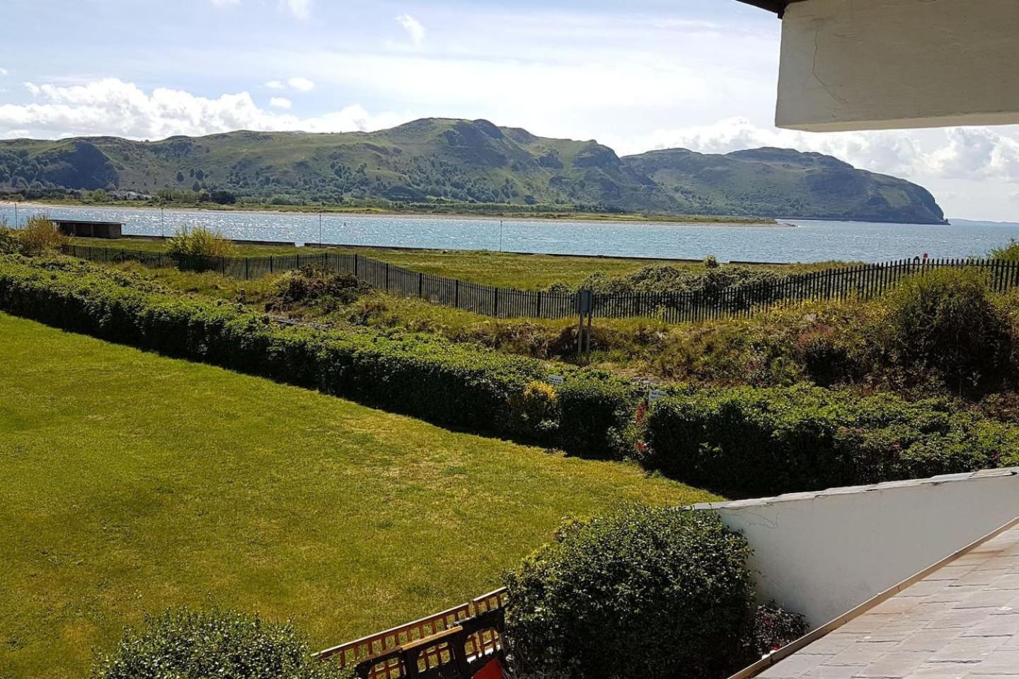 3 Bedroom Deganwy Sea View Beach House Ll31 Exteriér fotografie