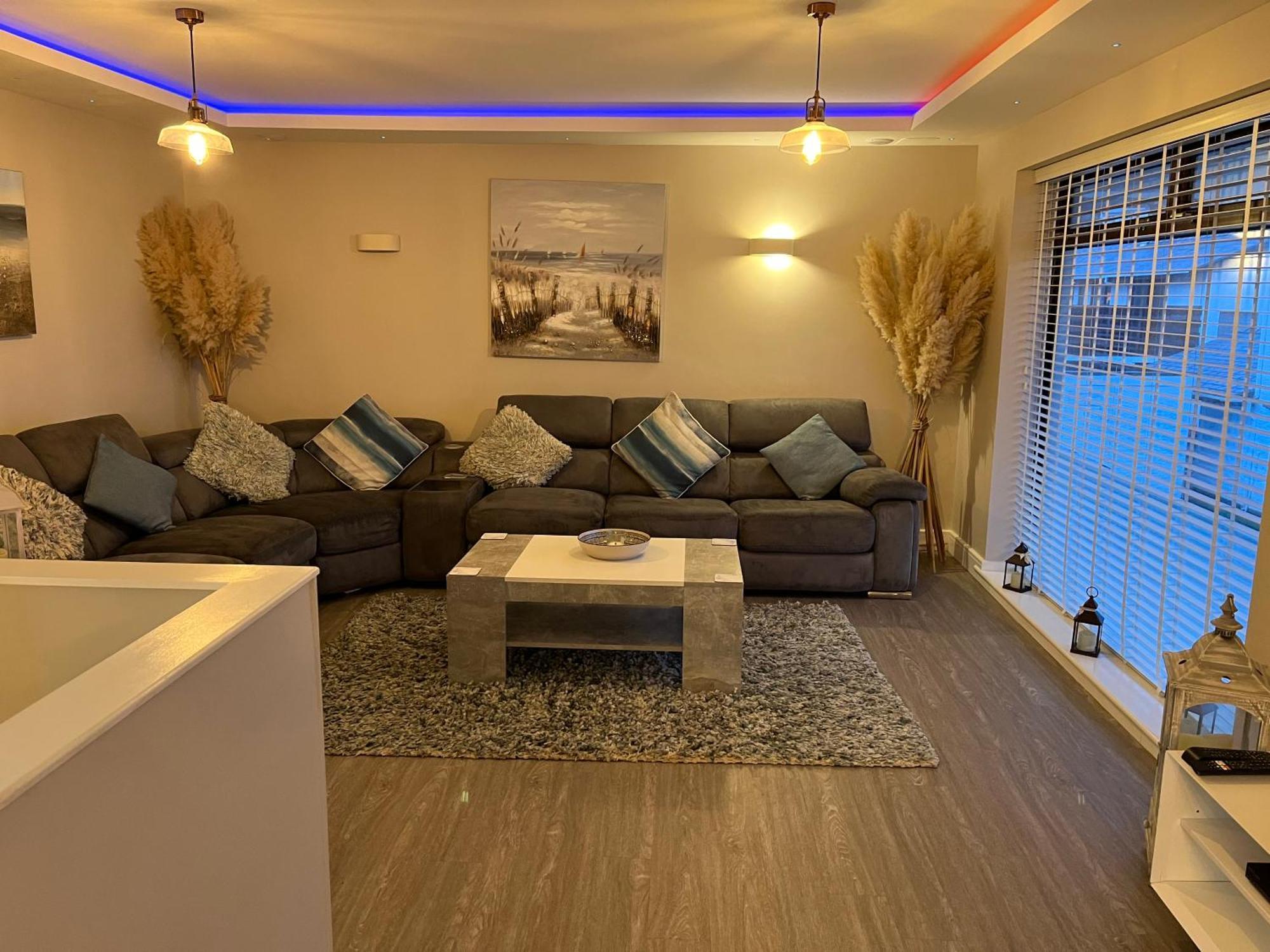 3 Bedroom Deganwy Sea View Beach House Ll31 Exteriér fotografie